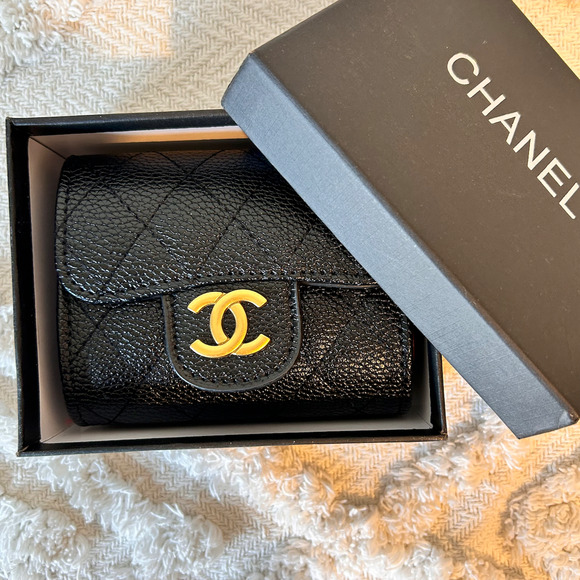 Chanel GWP Luxury CC Logo Wallet Coin Purse Black Gold Hardware Cosmetic Bag - Picture 3 of 5